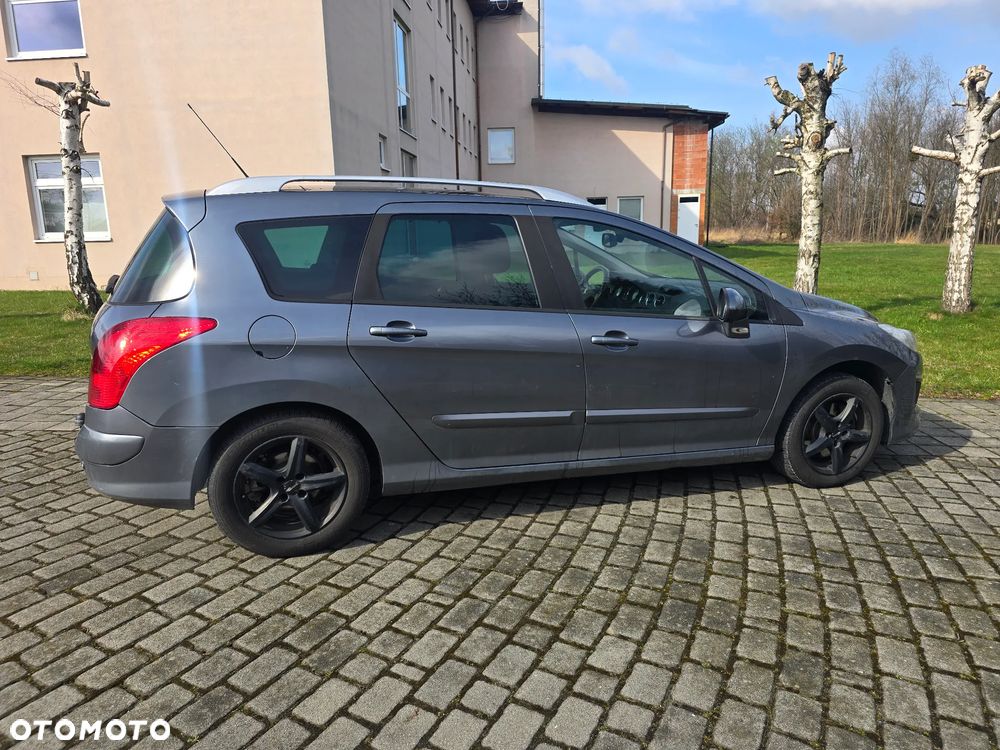 Peugeot 308 HDi FAP 165 Automatik Allure - 7
