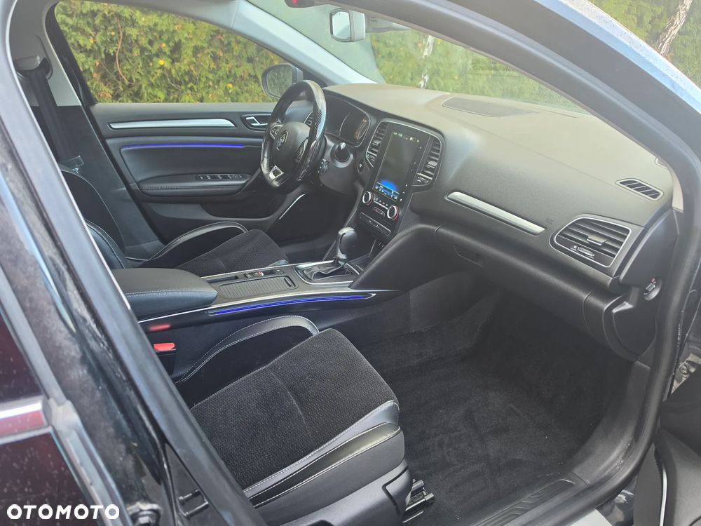 Renault Megane - 11