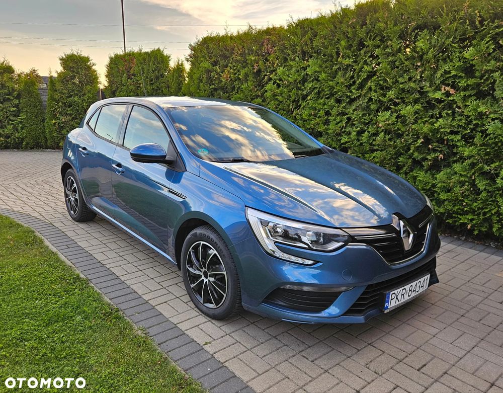 Renault Megane ENERGY TCe 100 EXPERIENCE - 19