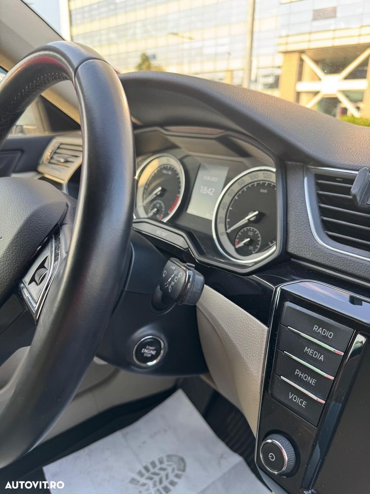 Skoda Superb 2.0 TDI DSG L&K - 10