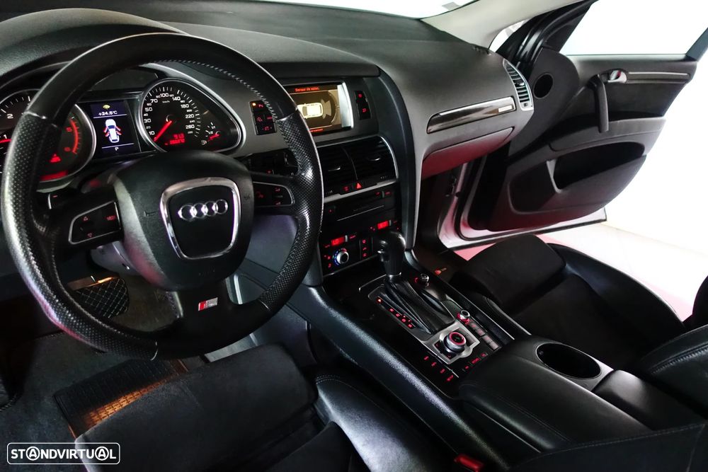 Audi Q7 3.0 V6 TDi quattro S-line Tiptronic - 44