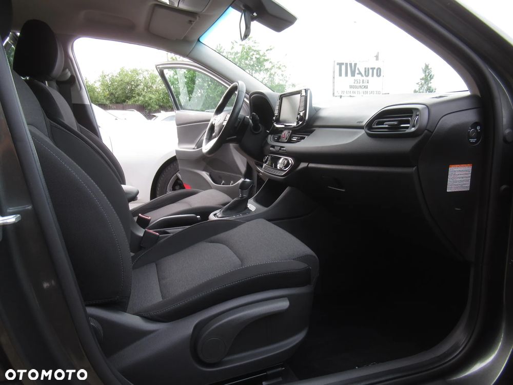 Hyundai i30 1.5 T-GDI 48V Smart DCT - 9