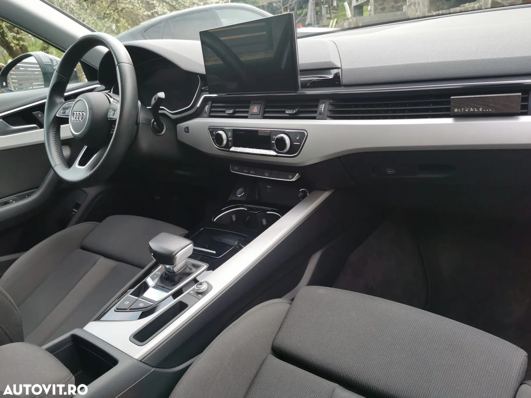 Audi A4 Avant 2.0 35 TFSI S tronic MHEV Advanced - 9