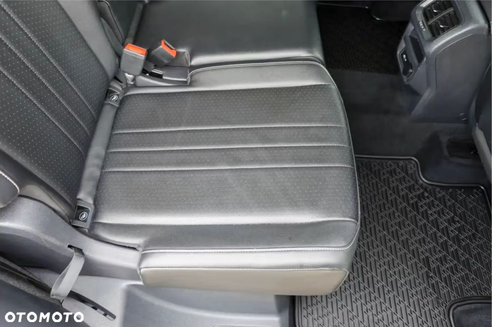 Volkswagen Tiguan 2,0 TSI OPF 4Motion DSG R-Line - 24