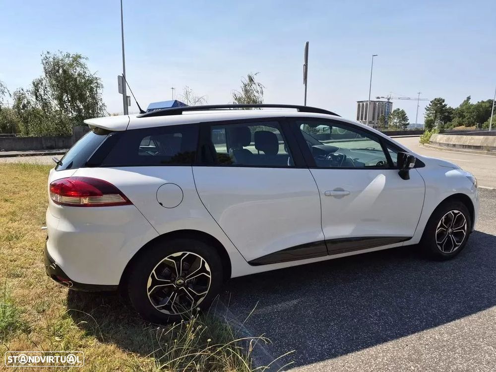 Renault Clio Break 1.2 16V Confort - 9