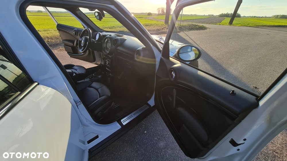 MINI Countryman - 25