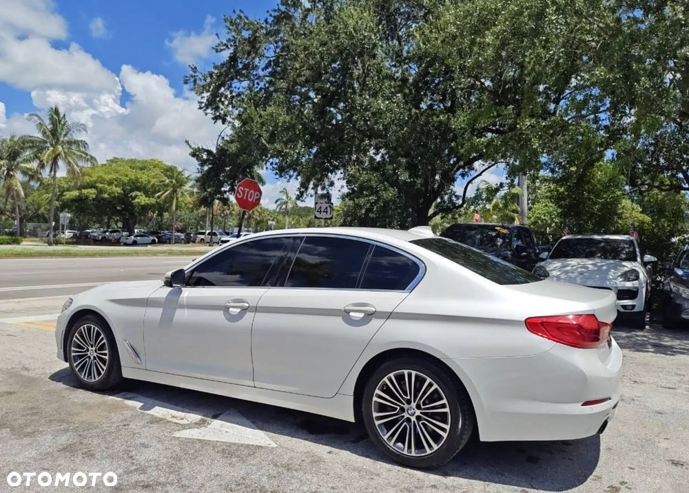 BMW Seria 5 530i - 12