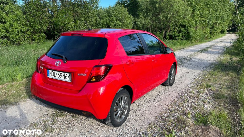 Toyota Yaris 1.33 Premium - 3