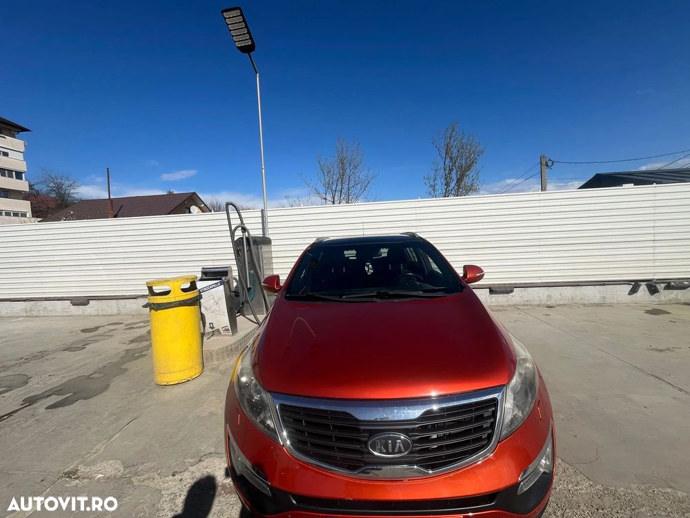 Kia Sportage 2,0 CRDI AWD Aut. Vision - 4