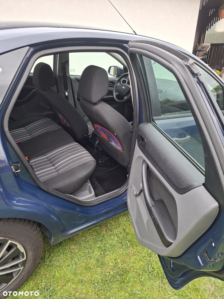 Ford Focus 1.6 Amber X - 23