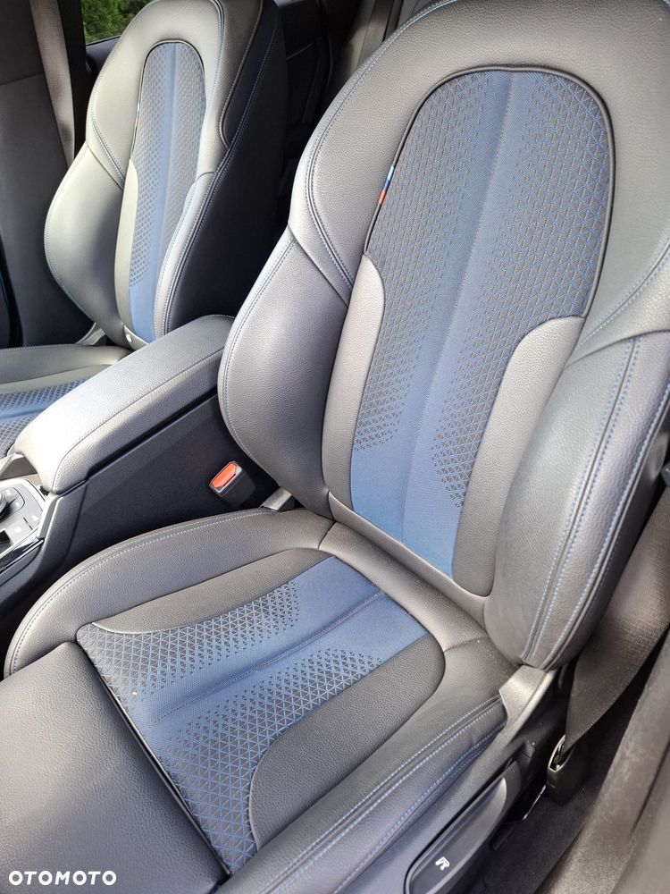 BMW Seria 2 218i Edition Colorvision - 33