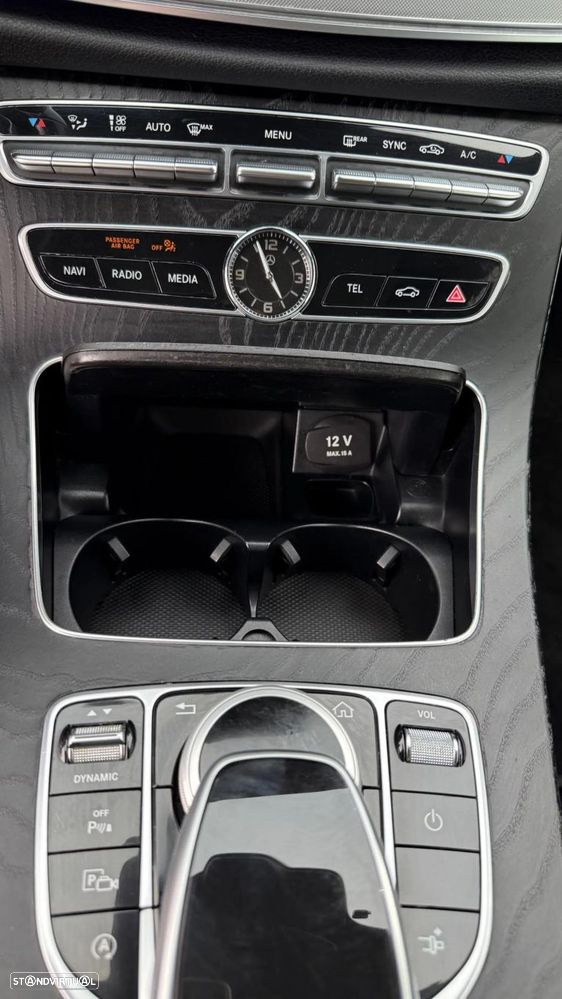 Mercedes-Benz E 220 d AMG Line - 27