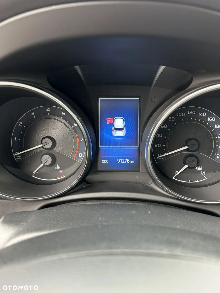 Toyota Auris - 9