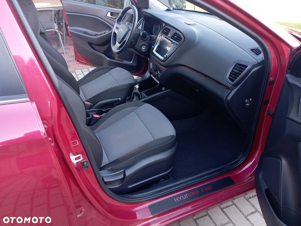 Hyundai i20 - 8