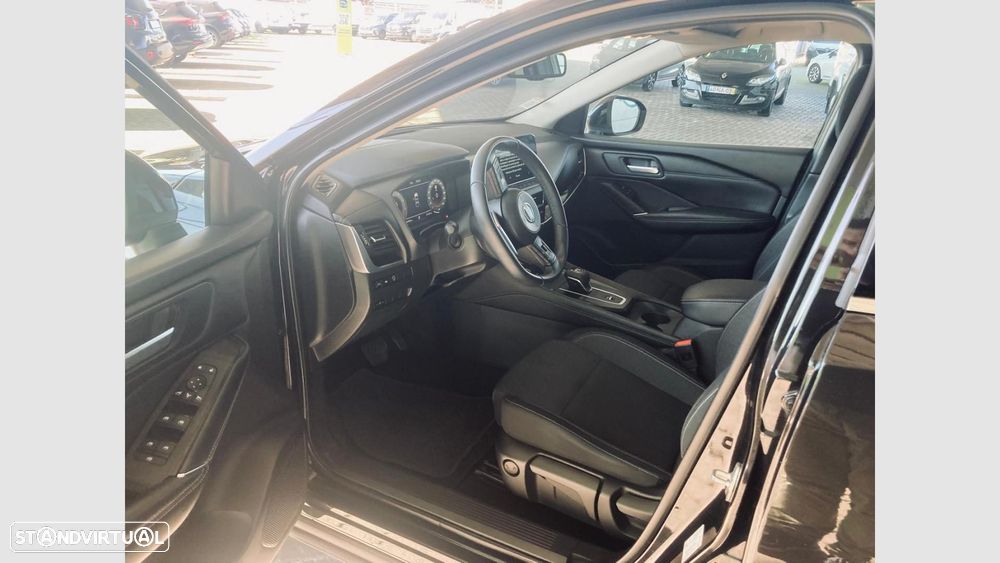 Nissan Qashqai 1.3 DIG-T N-Connecta Xtronic - 12