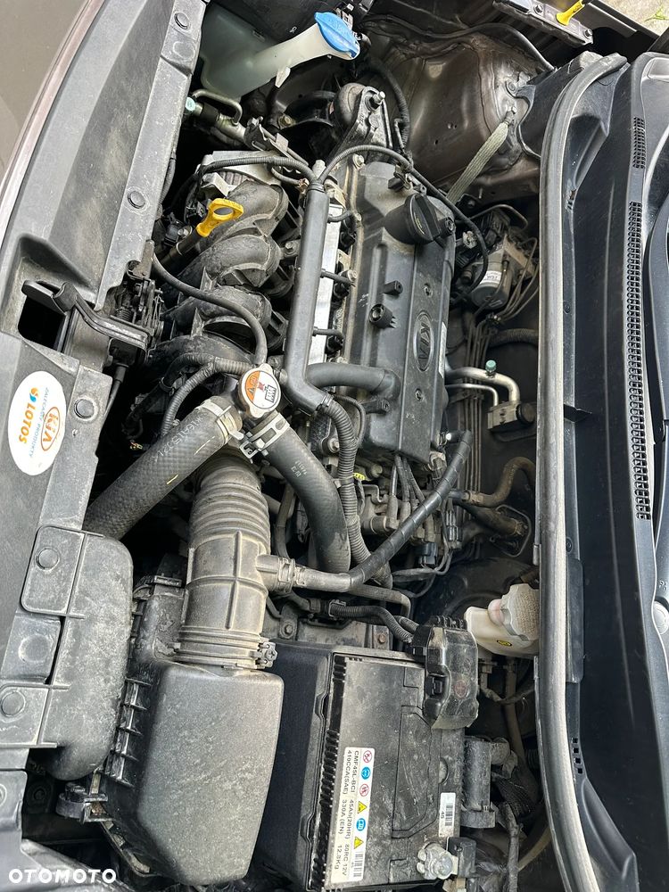 Kia Rio 1.2 L - 9
