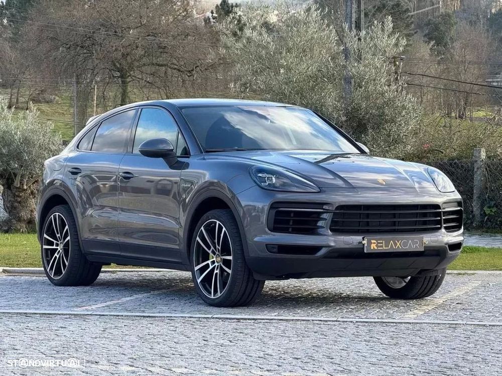 Porsche Cayenne Coupé E-Hybrid - 32