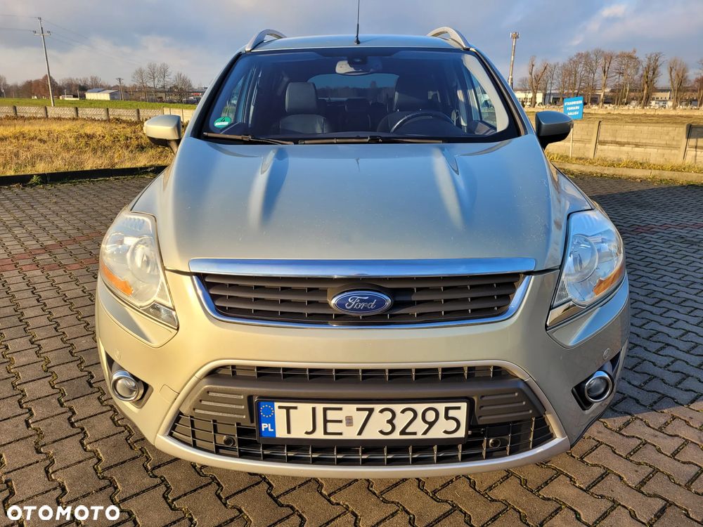 Ford Kuga 2.0 TDCi 2x4 Titanium - 32