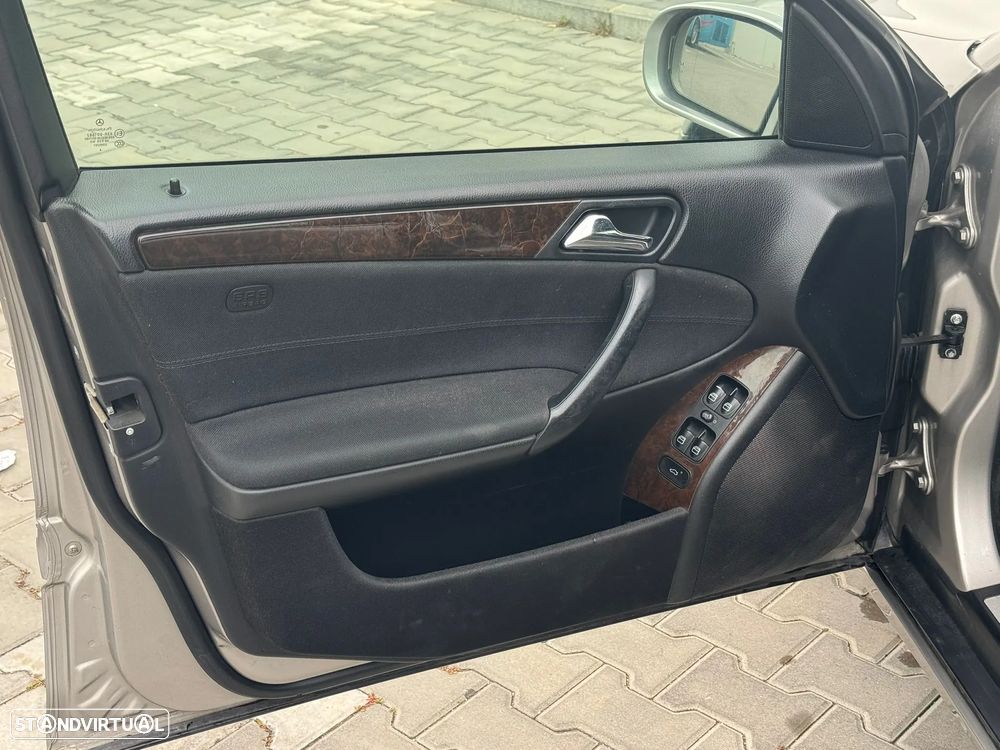 Mercedes-Benz C 220 CDI Elegance DPF - 16