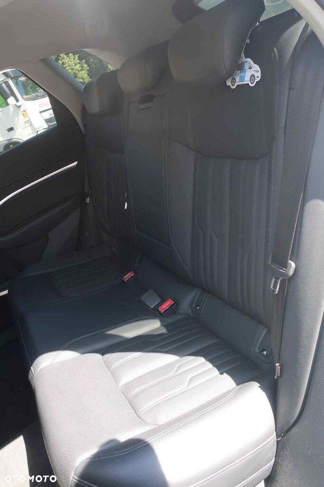 Audi e-tron 55 Quattro Advanced - 12