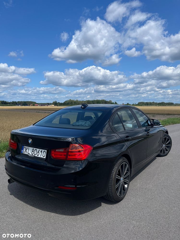 BMW Seria 3 316i - 2