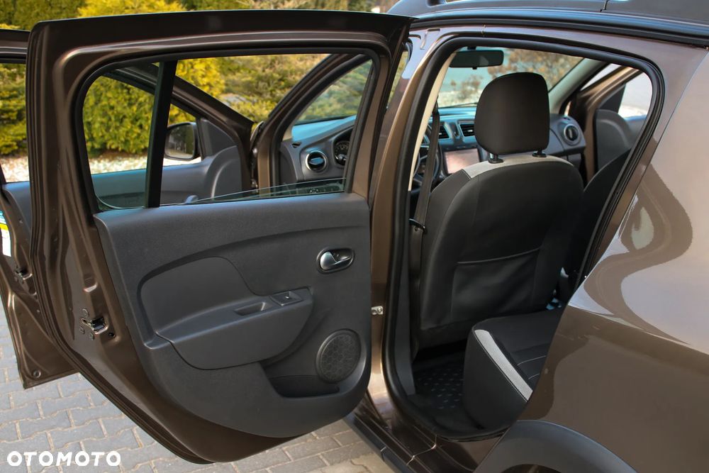 Dacia Sandero Stepway 0.9 TCe Outdoor S&S - 28