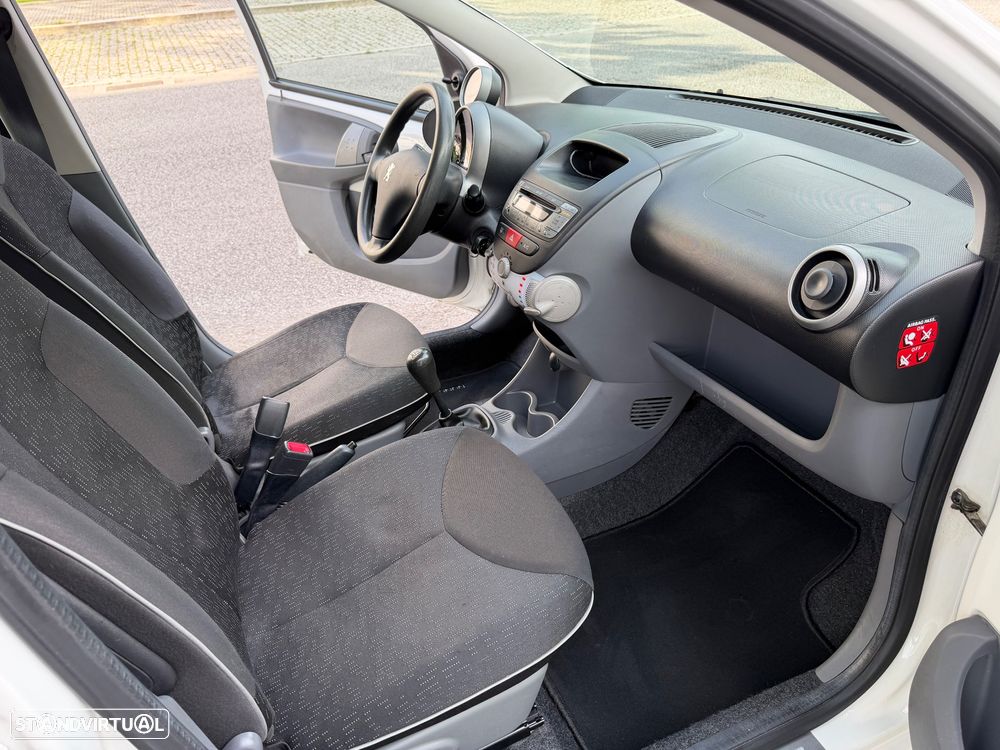Peugeot 107 1.0 Millesim 200 - 6