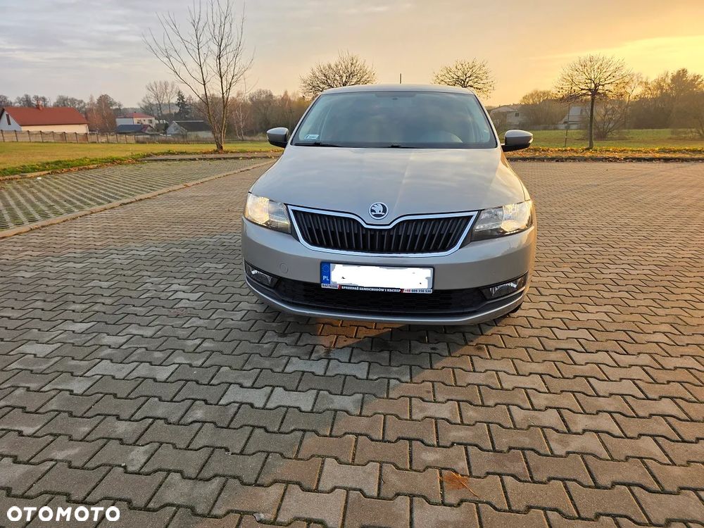 Skoda RAPID Spb 1.0 TSI Style - 3