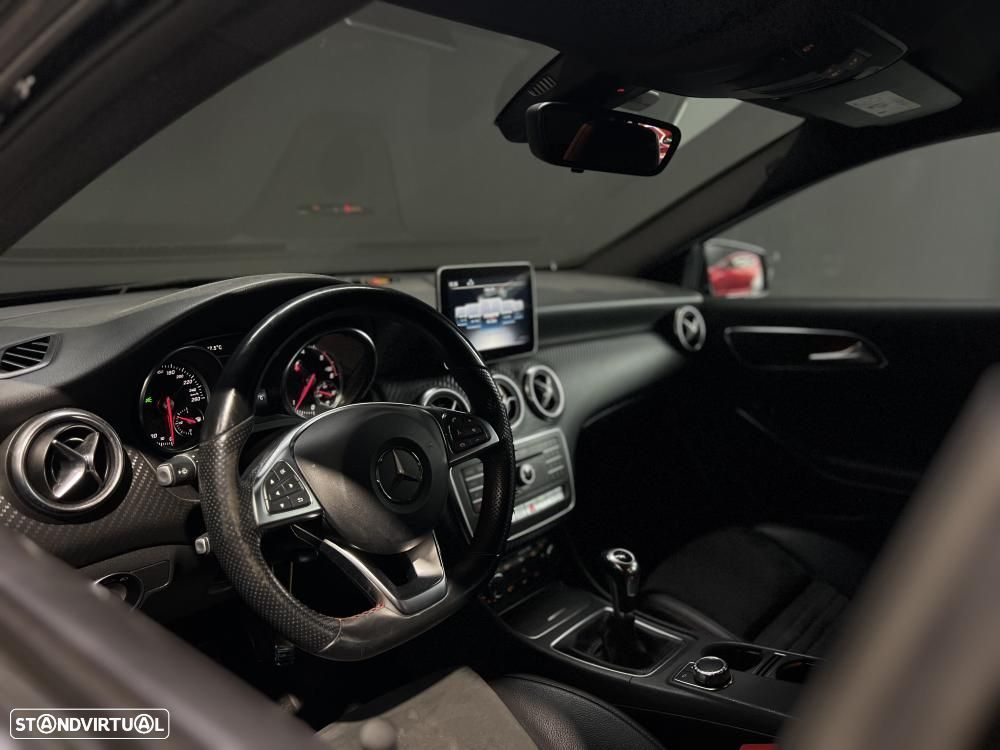 Mercedes-Benz A 180 d AMG Line - 8