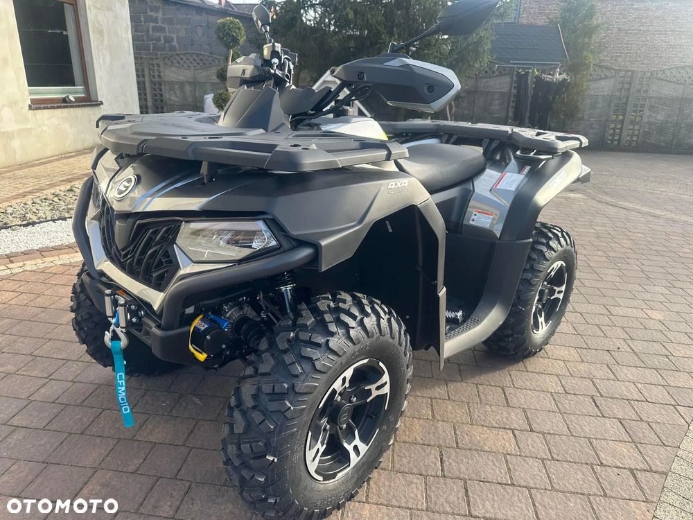 CFMoto CForce - 10