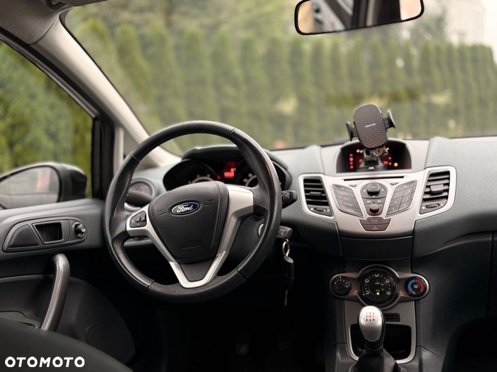 Ford Fiesta 1.25 Trend - 26