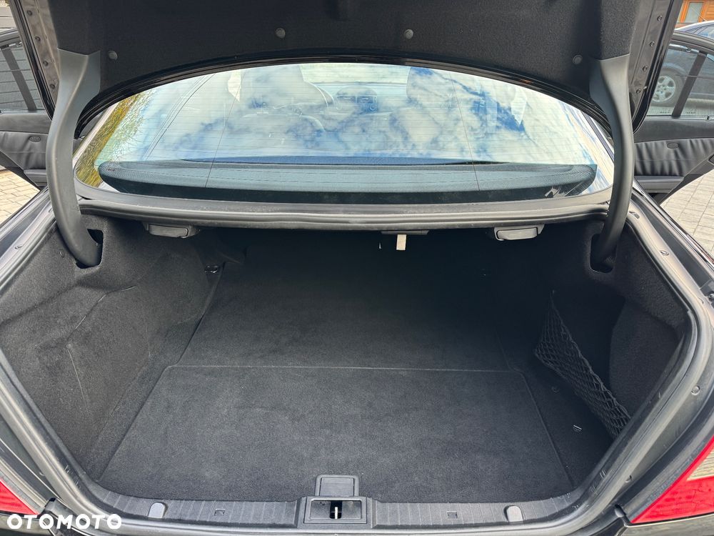 Mercedes-Benz Klasa E 320 CDI 4Matic Automatik Avantgarde DPF BusinessEDITION - 22