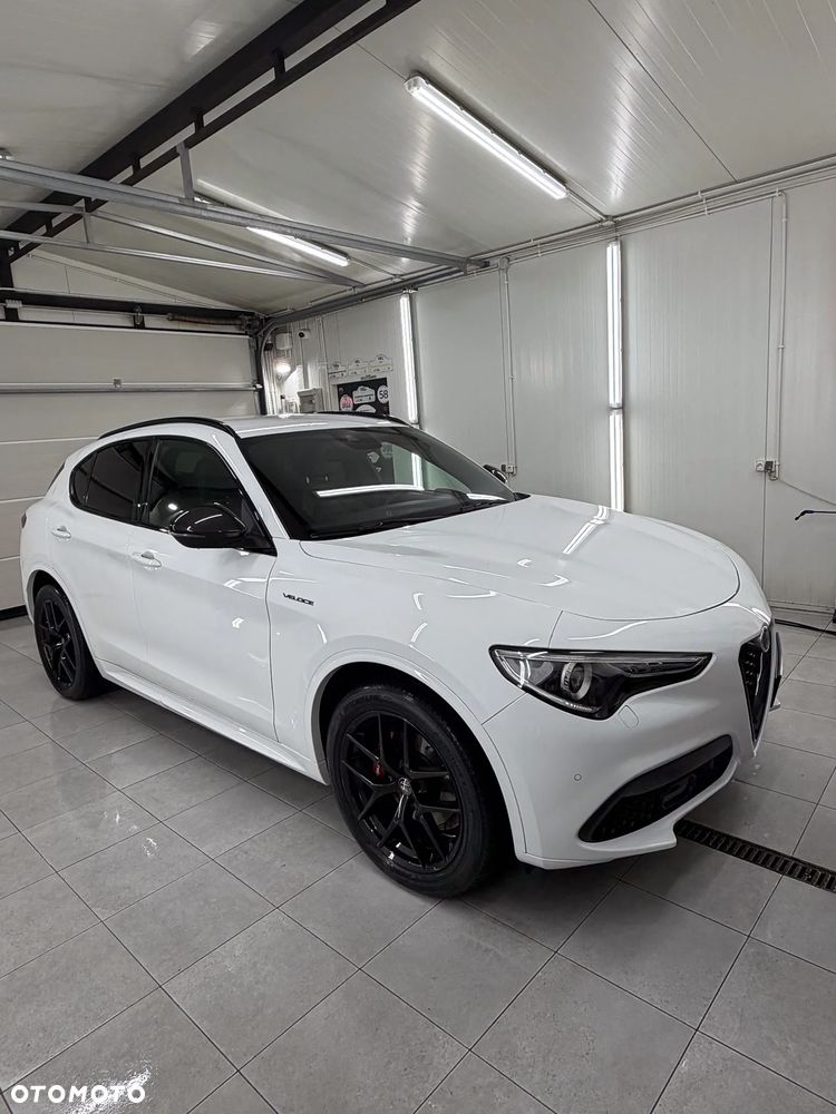 Alfa Romeo Stelvio 2.0 Turbo Veloce Q4 - 10