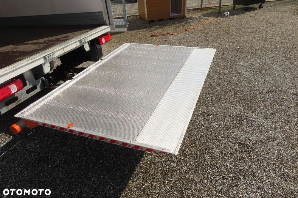 Iveco 3.0 Daily 35C16 kontener winda gwarancja - 7