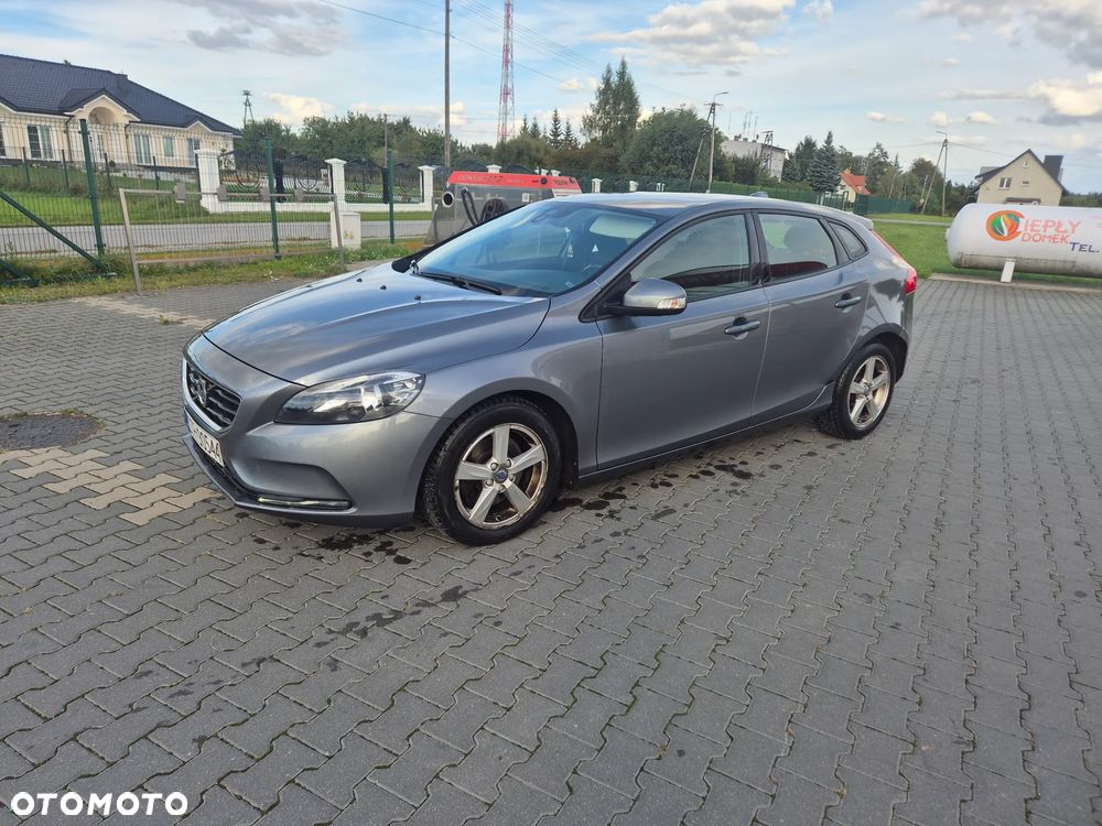 Volvo V40 D2 Drive-E Kinetic - 2
