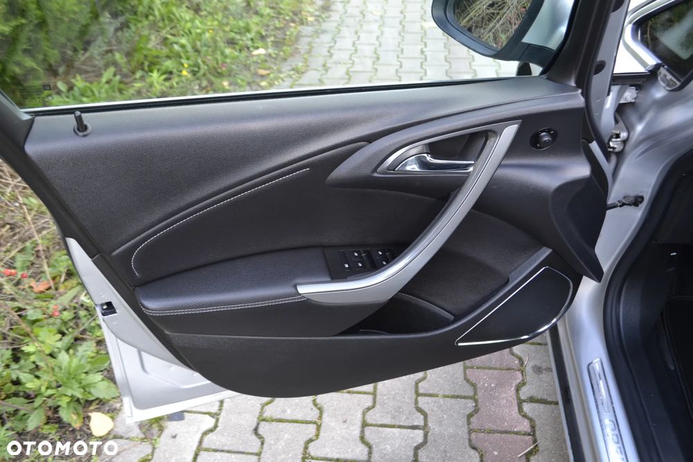 Opel Astra IV 1.6 T Sport - 13