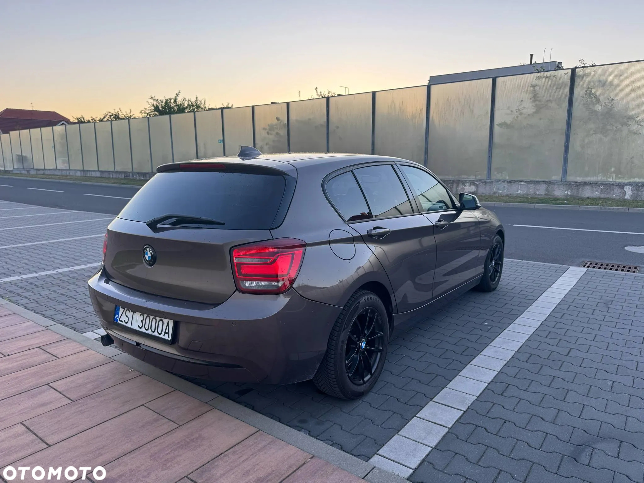 BMW Seria 1 118d Sport Line - 7