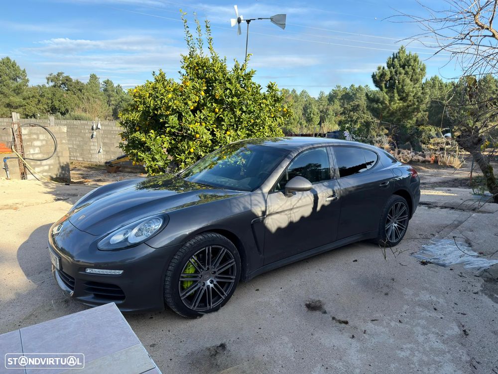 Porsche Panamera S Hybrid J19 - 7