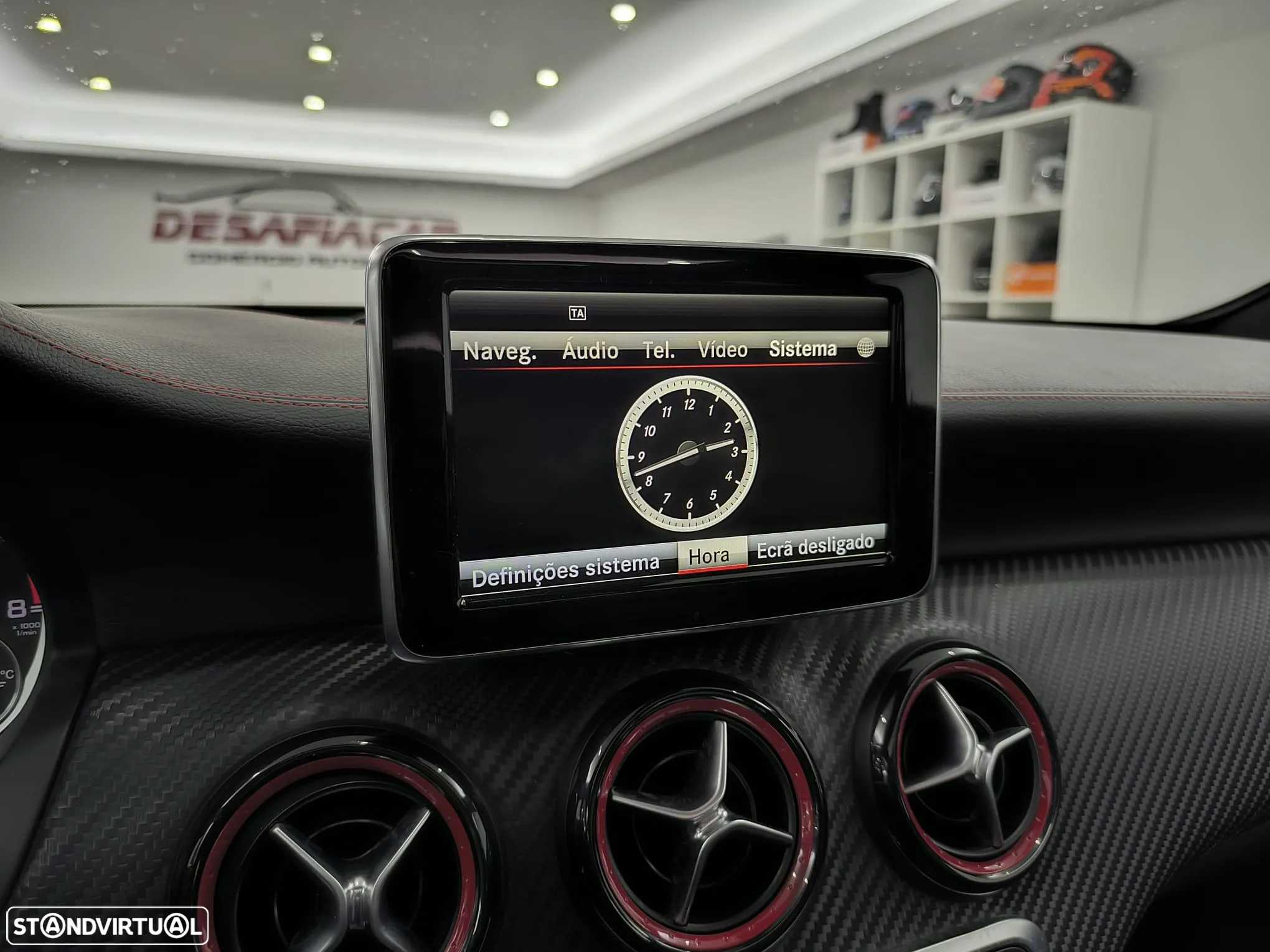 Mercedes-Benz A 45 AMG 4Matic Speedshift 7G-DCT - 51
