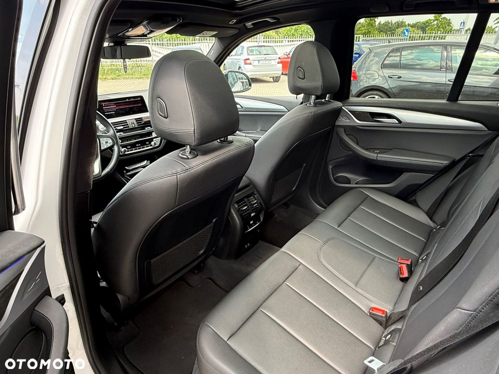 BMW X3 xDrive20d xLine - 17