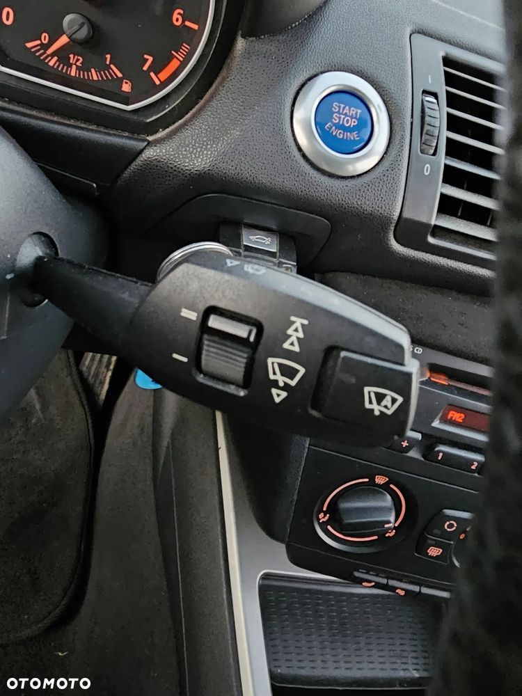 BMW Seria 1 116i - 26