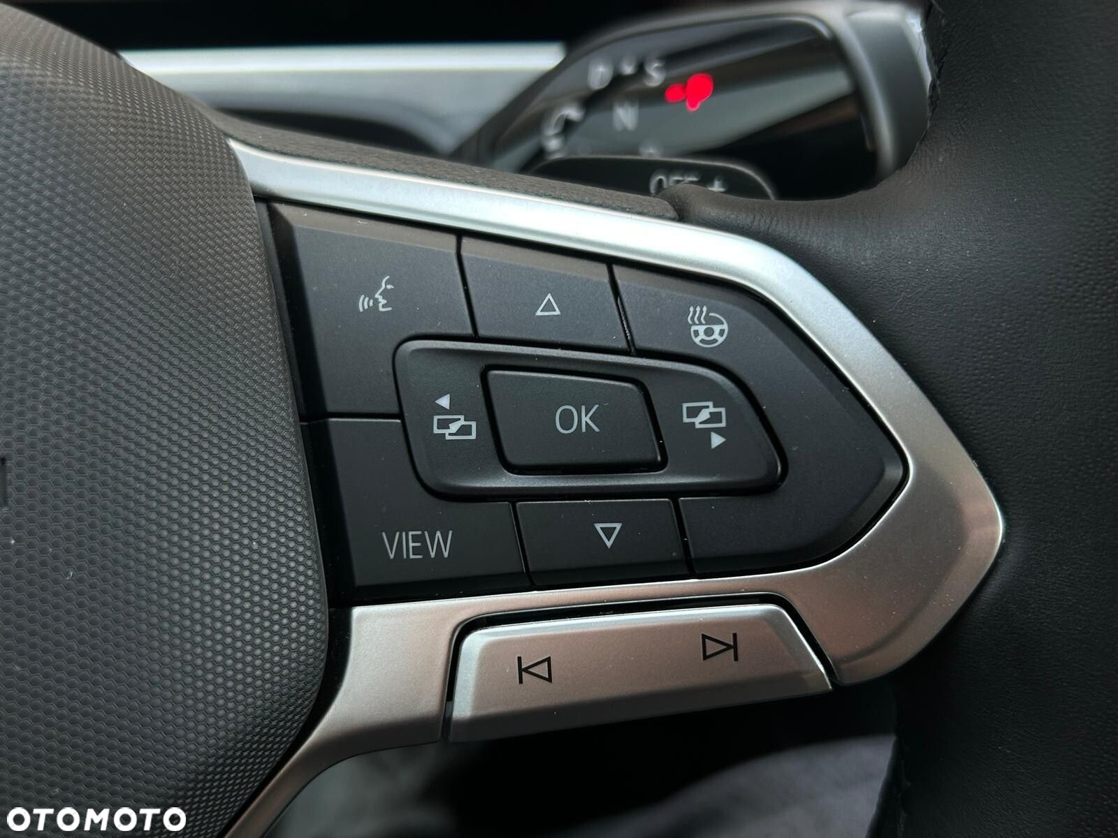 Volkswagen Passat 2.0 TDI SCR Elegance DSG - 21