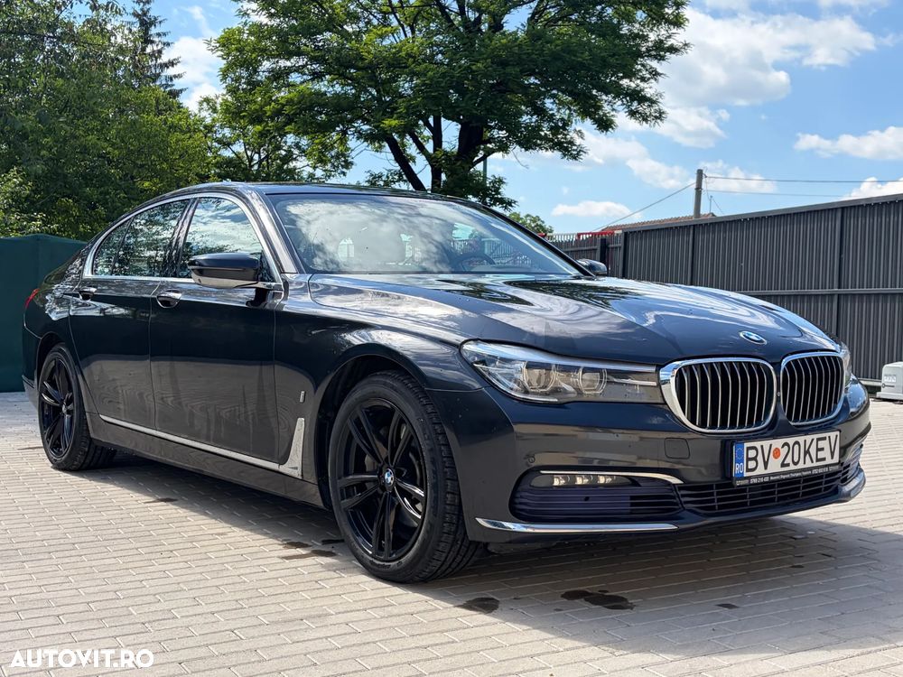 BMW Seria 7 - 30