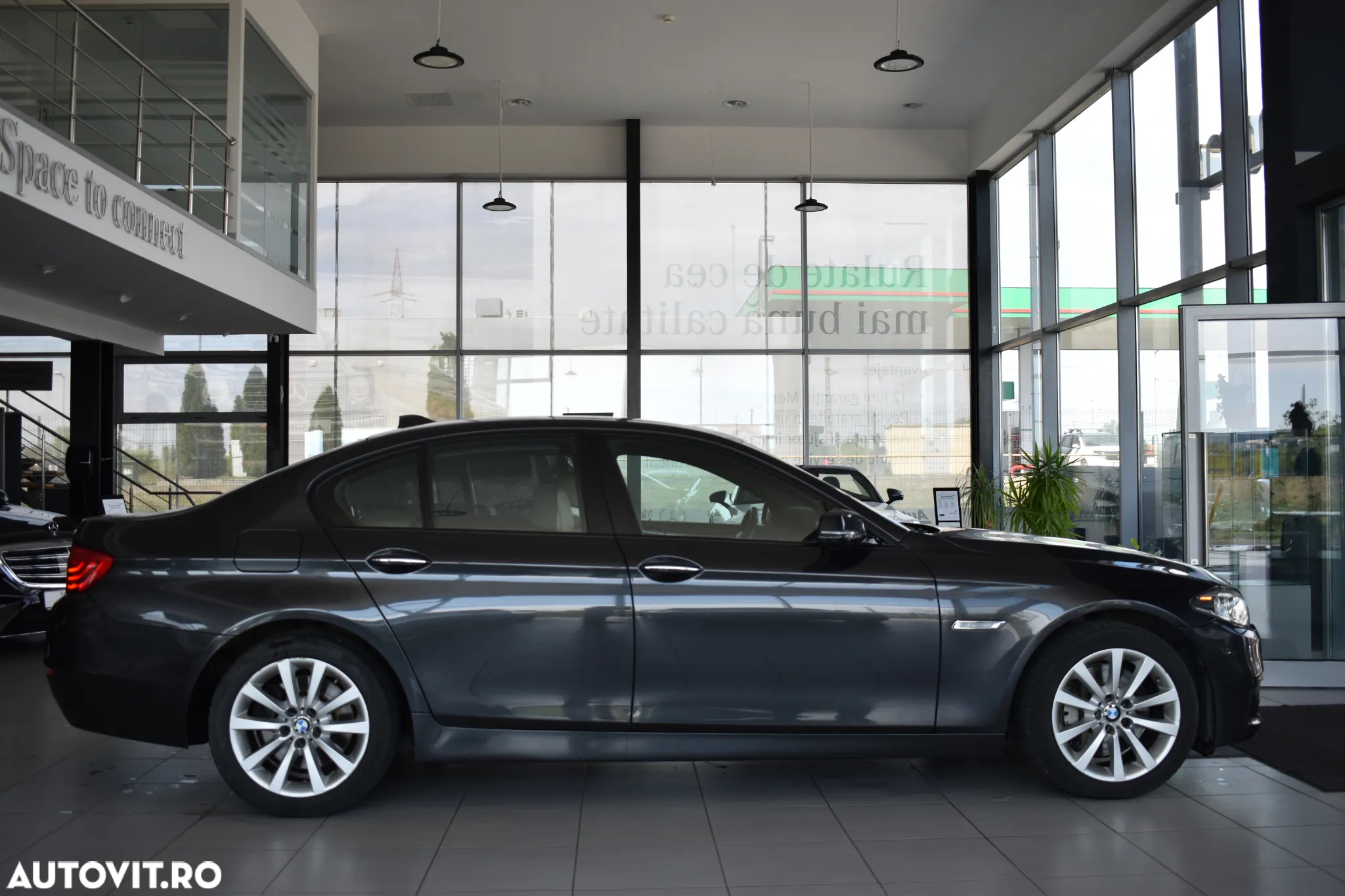 BMW Seria 5 530d xDrive Aut. - 6