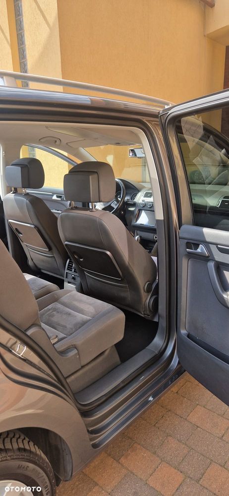 Volkswagen Touran 1.4 TSI Highline DSG - 8