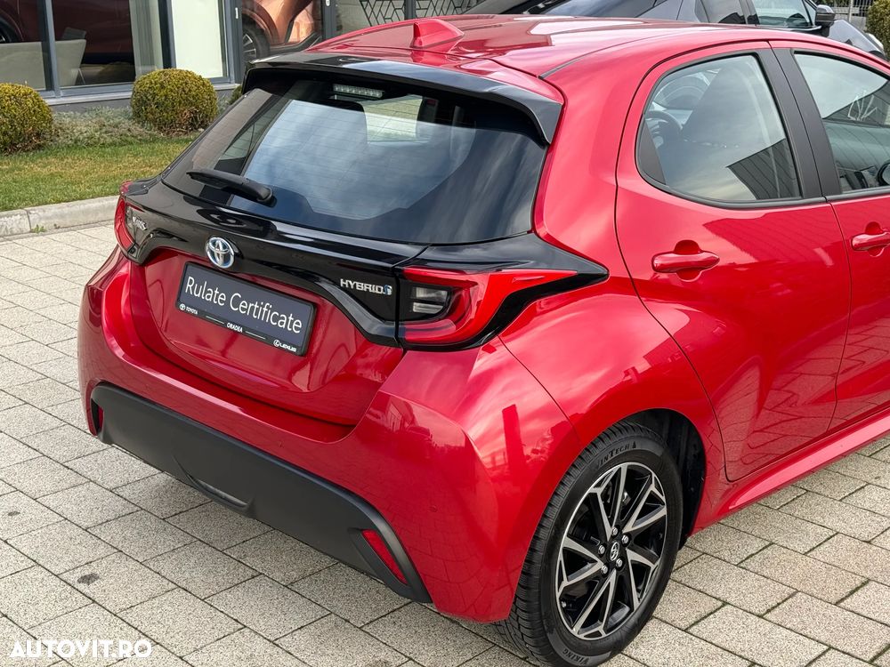 Toyota Yaris 1.5 VVT-i HSD Exclusive Style - 10