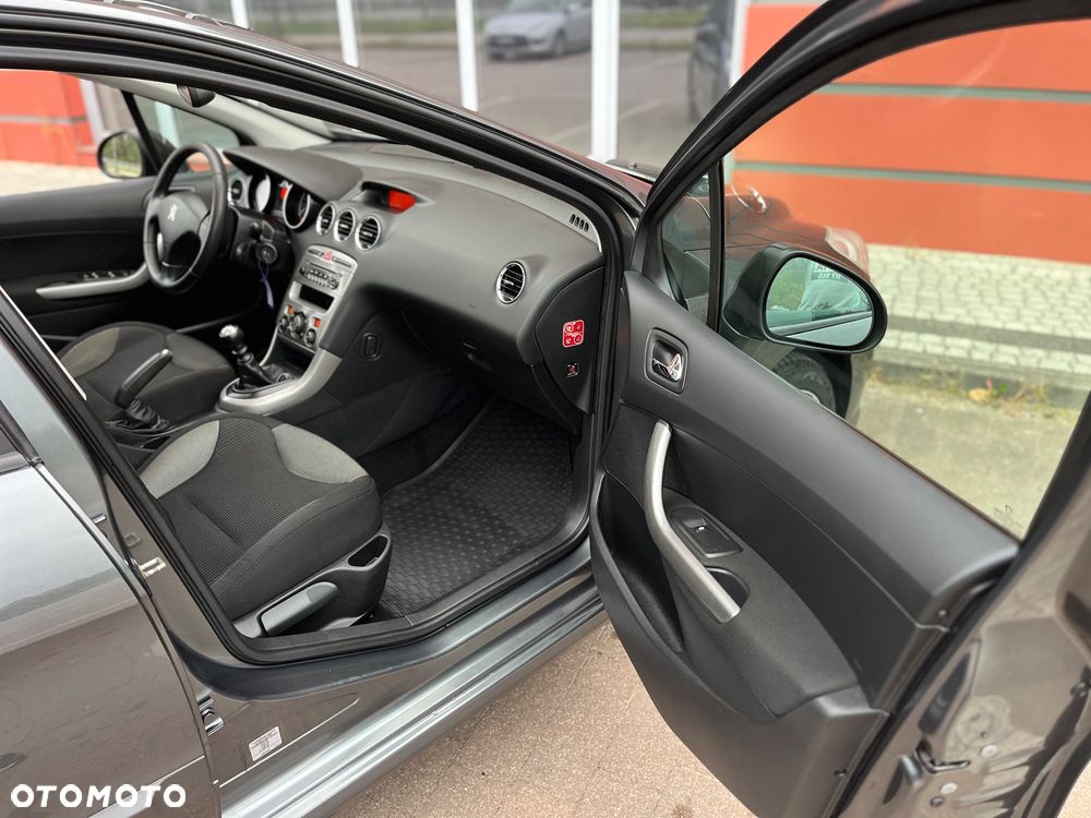 Peugeot 308 - 28