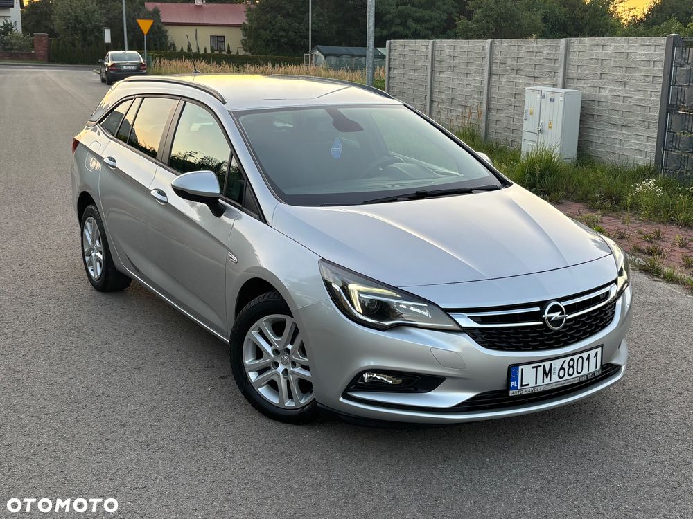 Opel Astra - 2