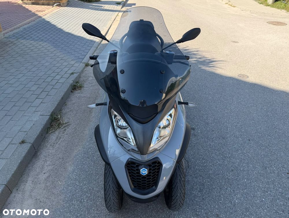 Piaggio MP-3 - 9
