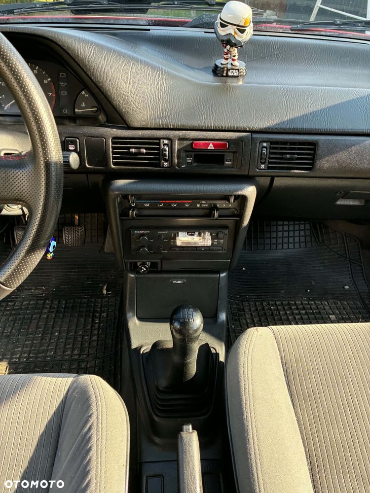 Mazda 323 - 13